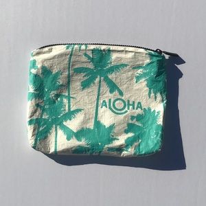 Aloha Collection Coco Palms Pouch - Ocean